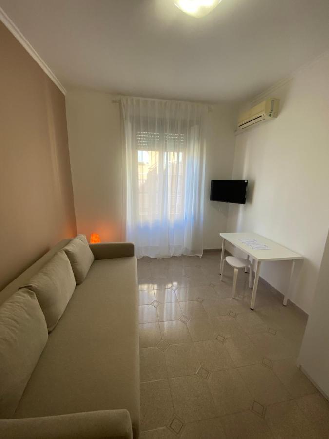 Aura Apartment ローマ エクステリア 写真